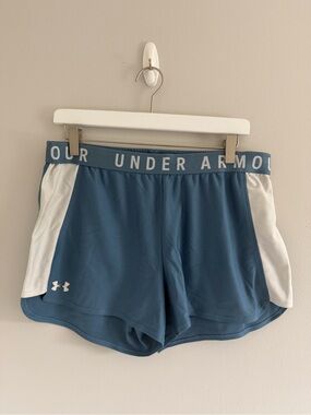 Under Armour Blue Athletic Shorts Size L